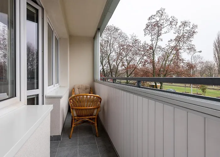 Apartment Jagiellonska 64 Prywatne Mieszkanie Z Oddzielna Sypialnia I Balkonem Samodzielne Zameldowanie! Self Check-in System! Warsaw