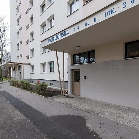 Jagiellonska 64 Prywatne Mieszkanie Z Oddzielna Sypialnia I Balkonem Samodzielne Zameldowanie! Self Check-in System! *